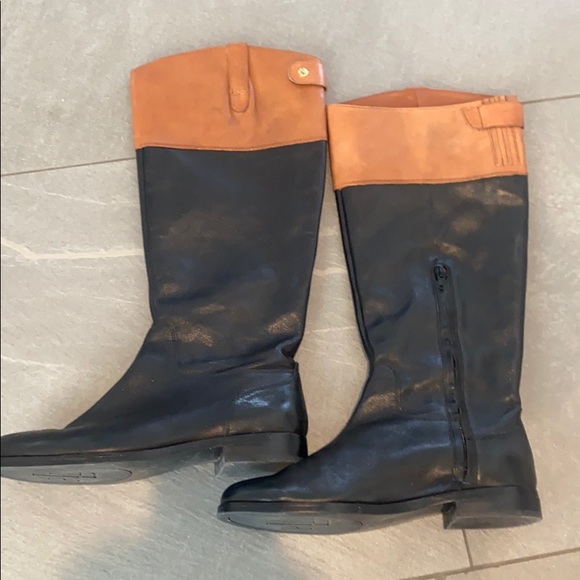 Lauren Ralph Lauren Jenessa black/polo boot. - Picture 3 of 5